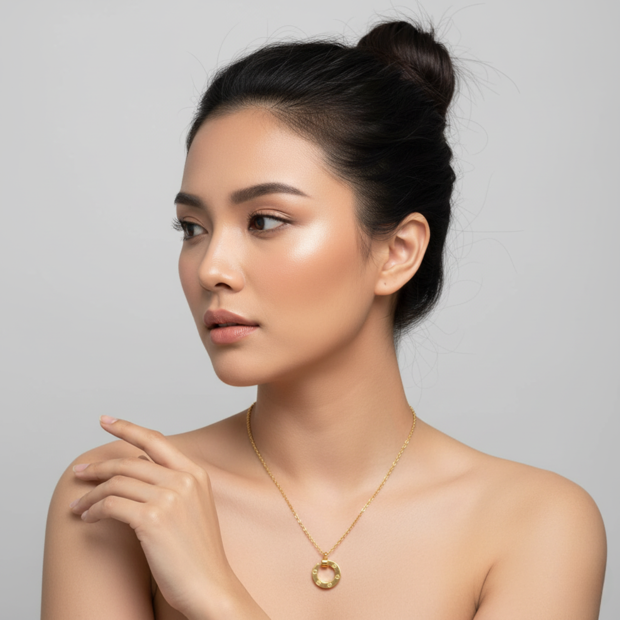 Conjunto de Joyería Círculo con Detalles Grabados 100% Acero Bañado en Oro 18K