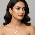 Conjunto de Joyería Circular con Barra Diagonal y Detalles de Tornillo 100% Acero Bañado en Oro 18K