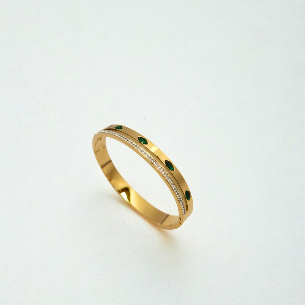 Pulsera Rígida con Cristales Verdes y Circonitas - 100% Acero Bañado en Oro 18K