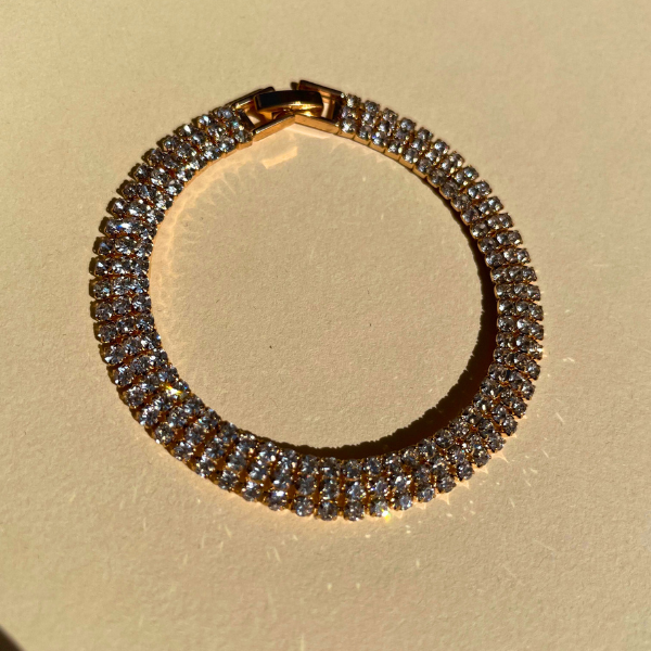 Bracelet tennis 100 % acier inoxydable avec plusieurs rangées de zircones