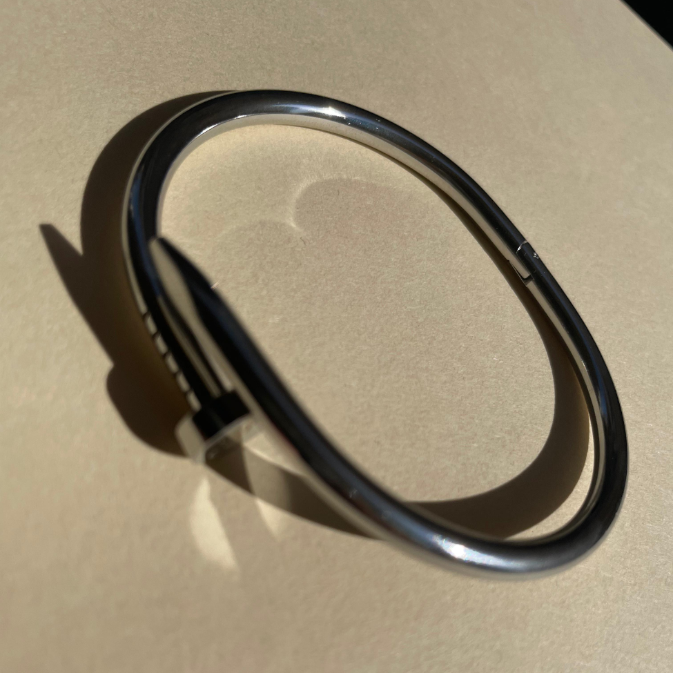 Bracelet 100 % acier inoxydable avec motif clou style Juste un Clou