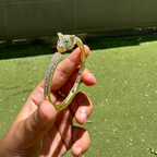Pulsera Cabeza de Pantera/Tigre con Circonitas y Ojos Verdes - 100% Acero Bañado en Oro de 18K