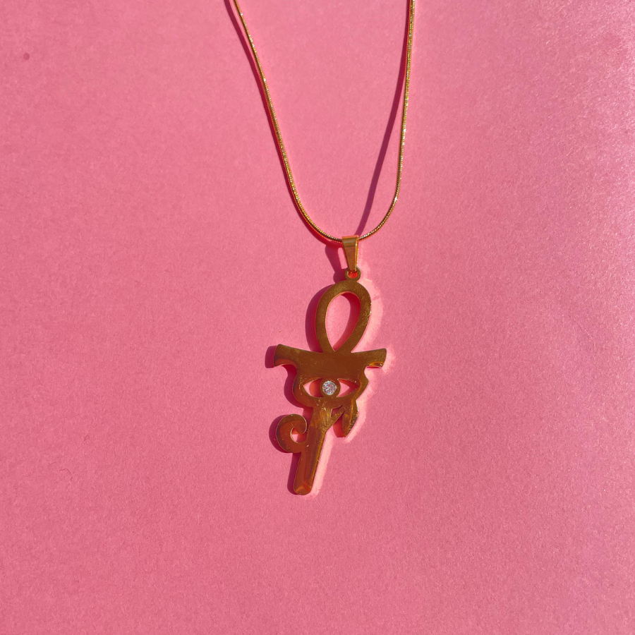 Collier hiéroglyphe égyptien en acier inoxydable plaqué or 18 carats – Design mystique et élégant