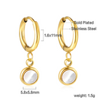 Boucles d'oreilles créoles en or avec pendentif rond en nacre - Acier inoxydable plaqué or 18 carats