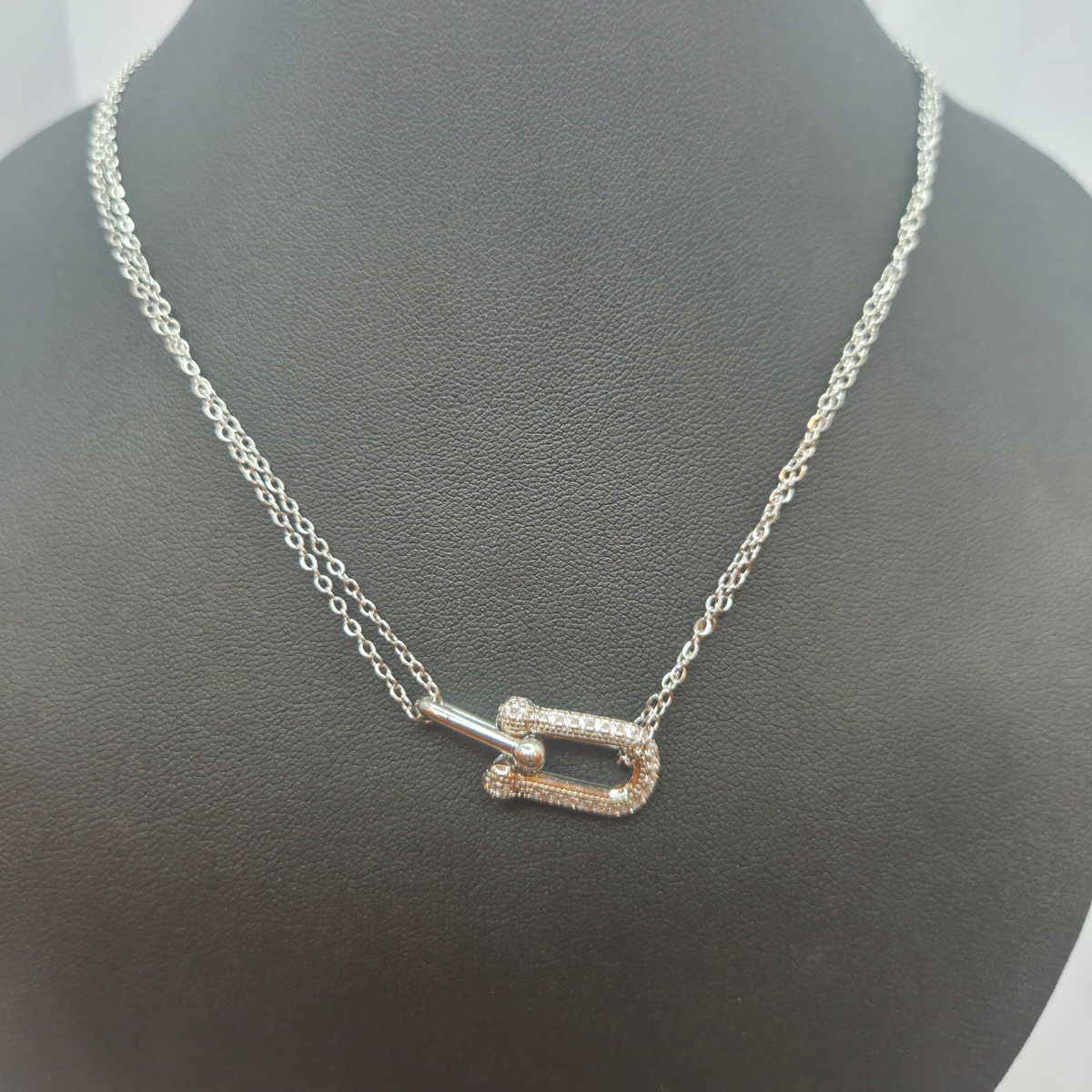 Conjunto de Eslabones Engastados con Circonitas (Collar, Pulsera y Pendientes) - 100% Acero Bañado en Rodio