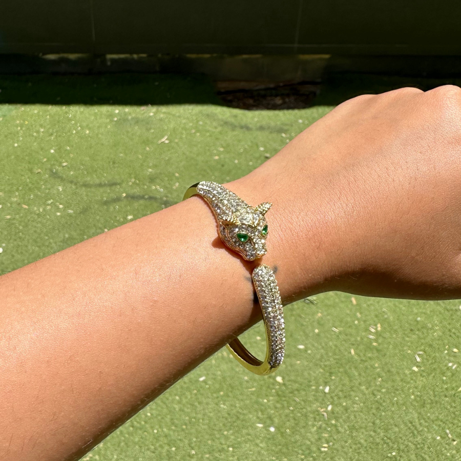 Pulsera Cabeza de Pantera/Tigre con Circonitas y Ojos Verdes - 100% Acero Bañado en Oro de 18K