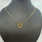 Conjunto Collar y Pendientes de Corazones Calados - 100% Acero Bañado en Oro 18K