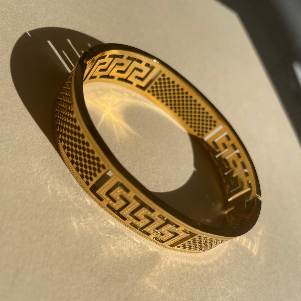 Bracelet 100 % acier plaqué or 18 carats avec motif grec