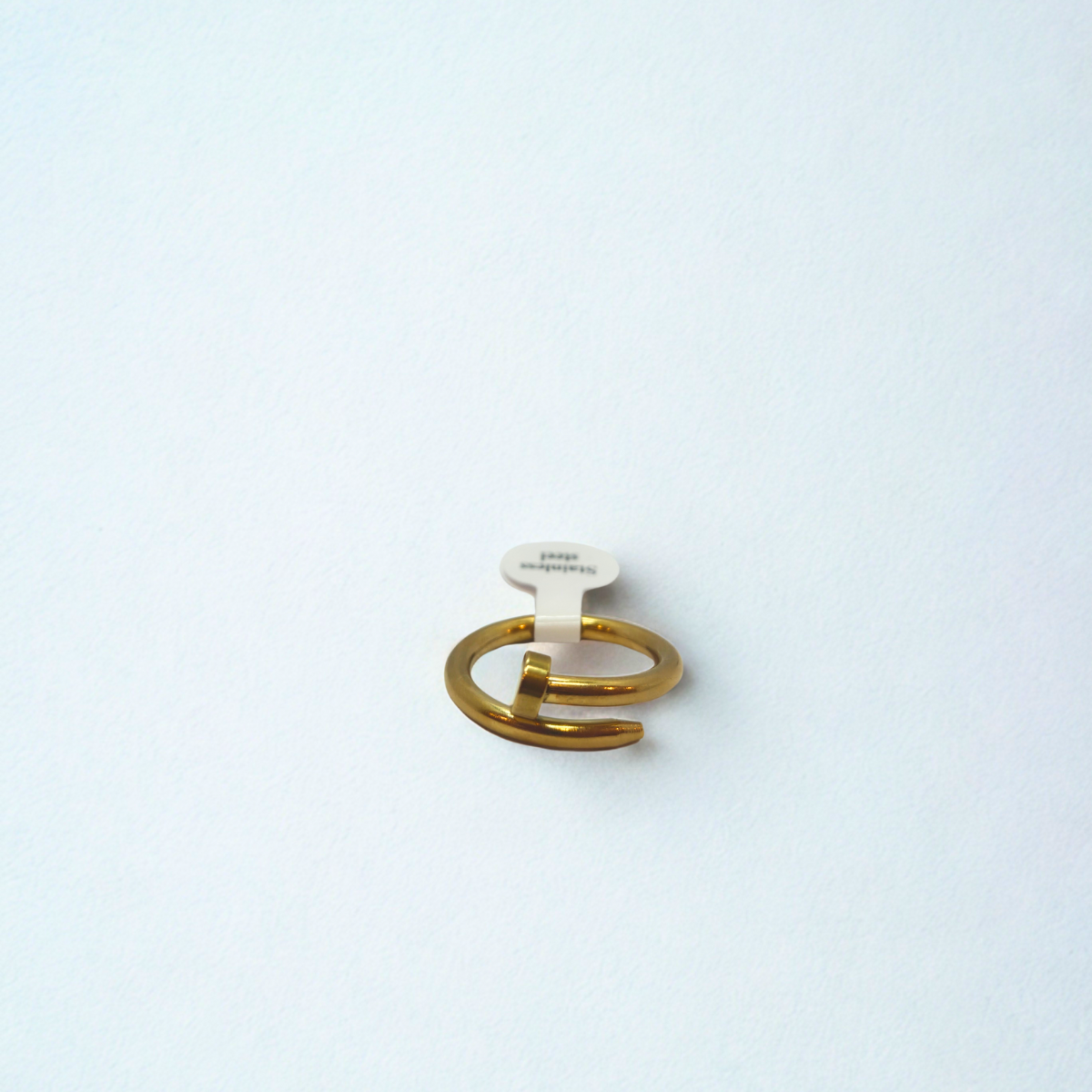 Bague minimaliste avec motif d'ongles - 100 % acier plaqué or 18 carats