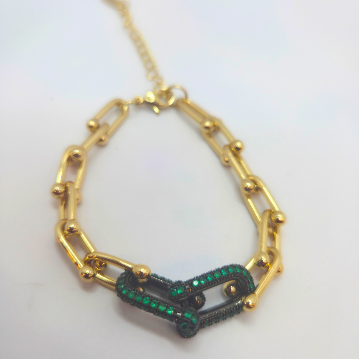 Conjunto de Cadena de Eslabones con Circonitas Verdes (Collar, Pulsera y Pendientes) - 100% Acero Bañado en Oro 18K