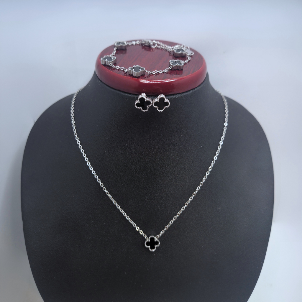 Conjunto de Joyería Trébol Negro 100% Acero Inoxidable Color Plata