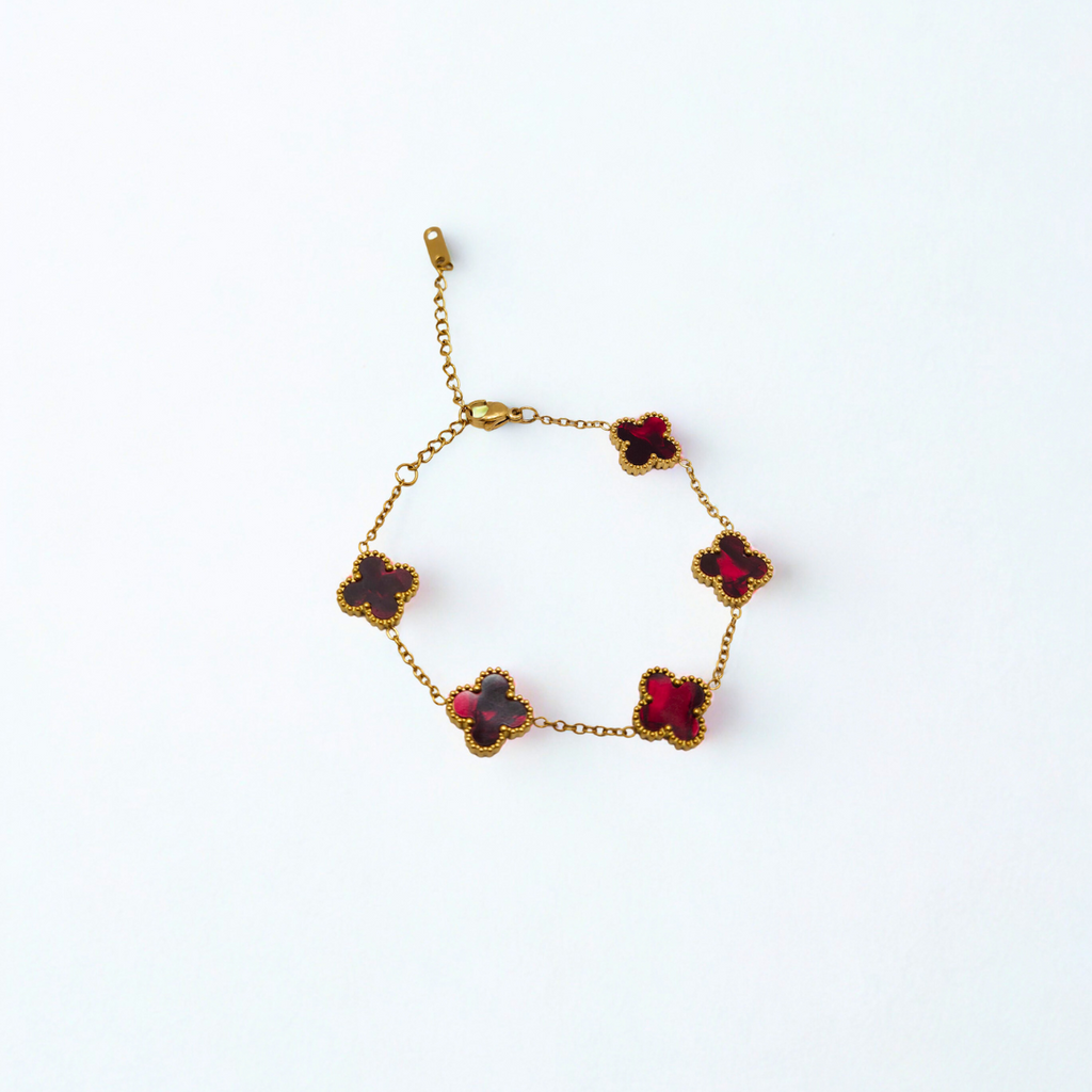 Pulsera de Trébol Rojo 100% Acero Bañado en Oro 18K