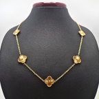 Collar de Trébol Texturizado 100% Acero Bañado en Oro 18K