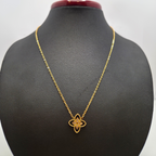 Collier pendentif fleur à quatre pétales avec zircone, 100 % acier plaqué or 18 carats