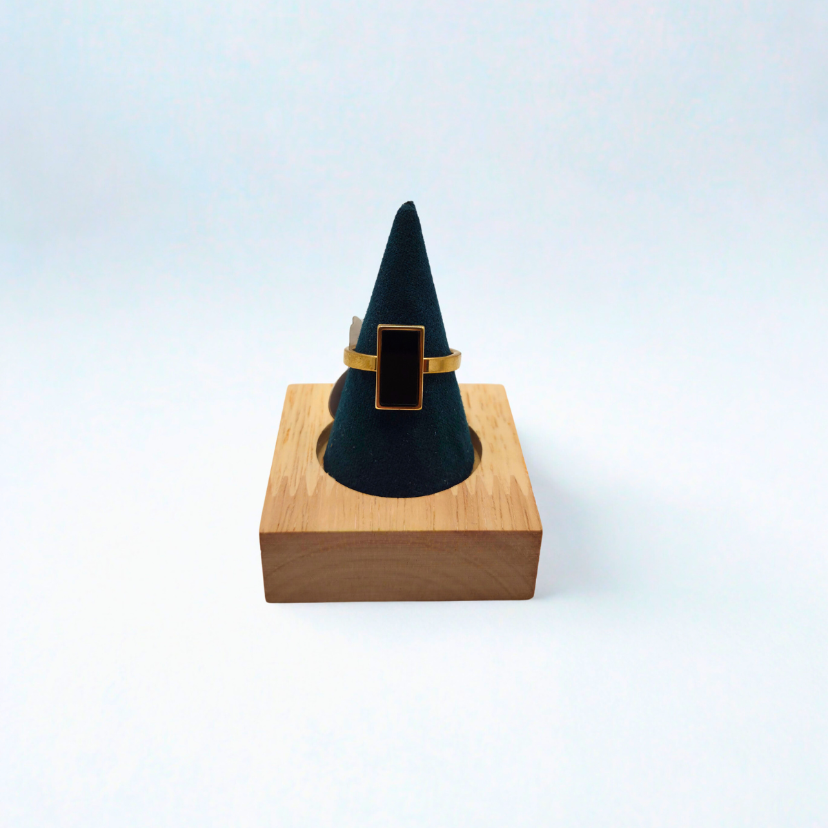 Bague rectangulaire noire minimaliste 100 % acier plaqué or 18 carats