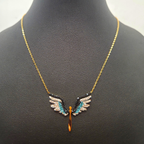 Collar Alas de Ángel con Circonitas Multicolor 100% Acero Bañado en Oro 18K