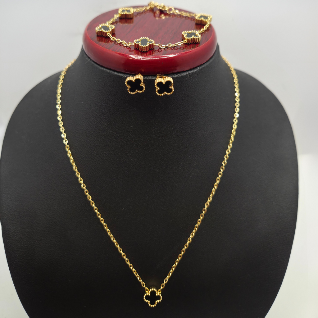 Conjunto de Joyería Trébol Negro 100% Acero Bañado en Oro 18K