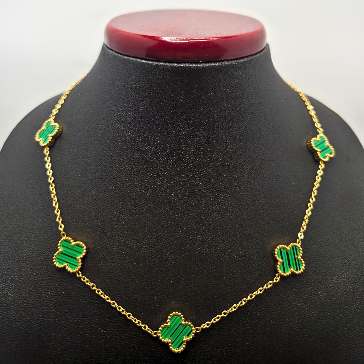 Collar de Trébol Verde Malaquita 100% Acero Bañado en Oro 18K