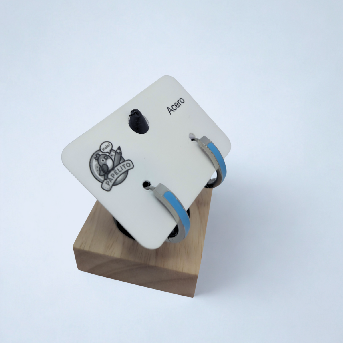 Pendientes de Aro Modernos con Detalle de Esmalte Azul Cielo - Acero Inoxidable