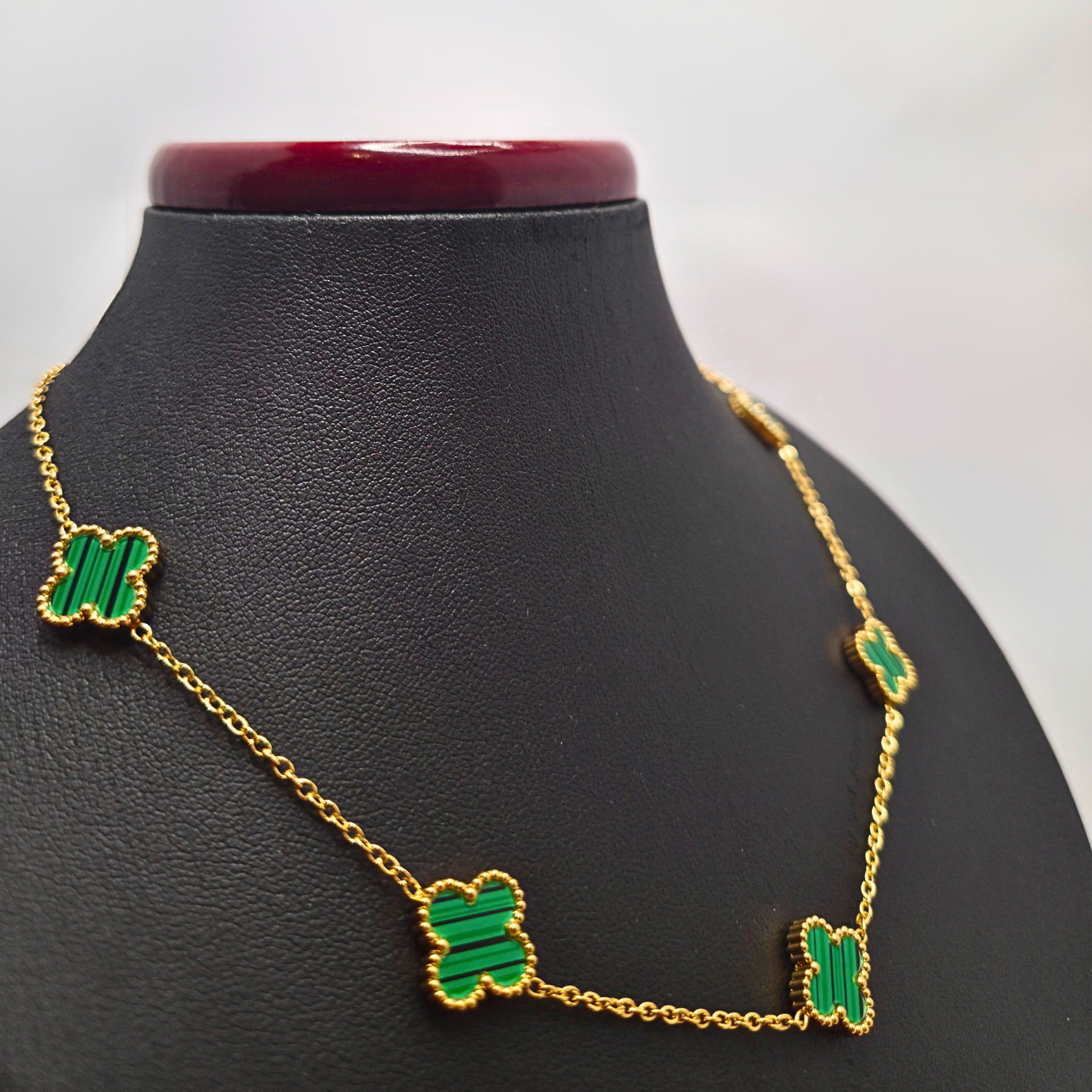 Collar de Trébol Verde Malaquita 100% Acero Bañado en Oro 18K