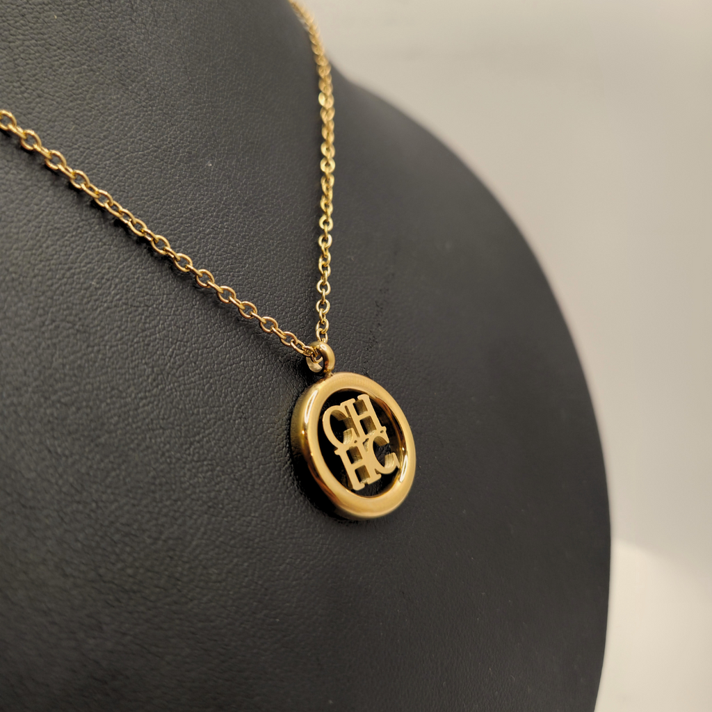 Conjunto de Joyería Circular con Detalles Grabados 100% Acero Bañado en Oro 18K
