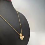 Collar Mariposa con Nácar y Circonita 100% Acero Bañado en Oro 18K