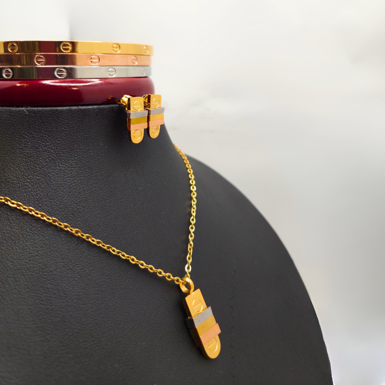 Conjunto de Diseño Urbano Tricolor - Acero (Oro, Plata y Oro Rosa)