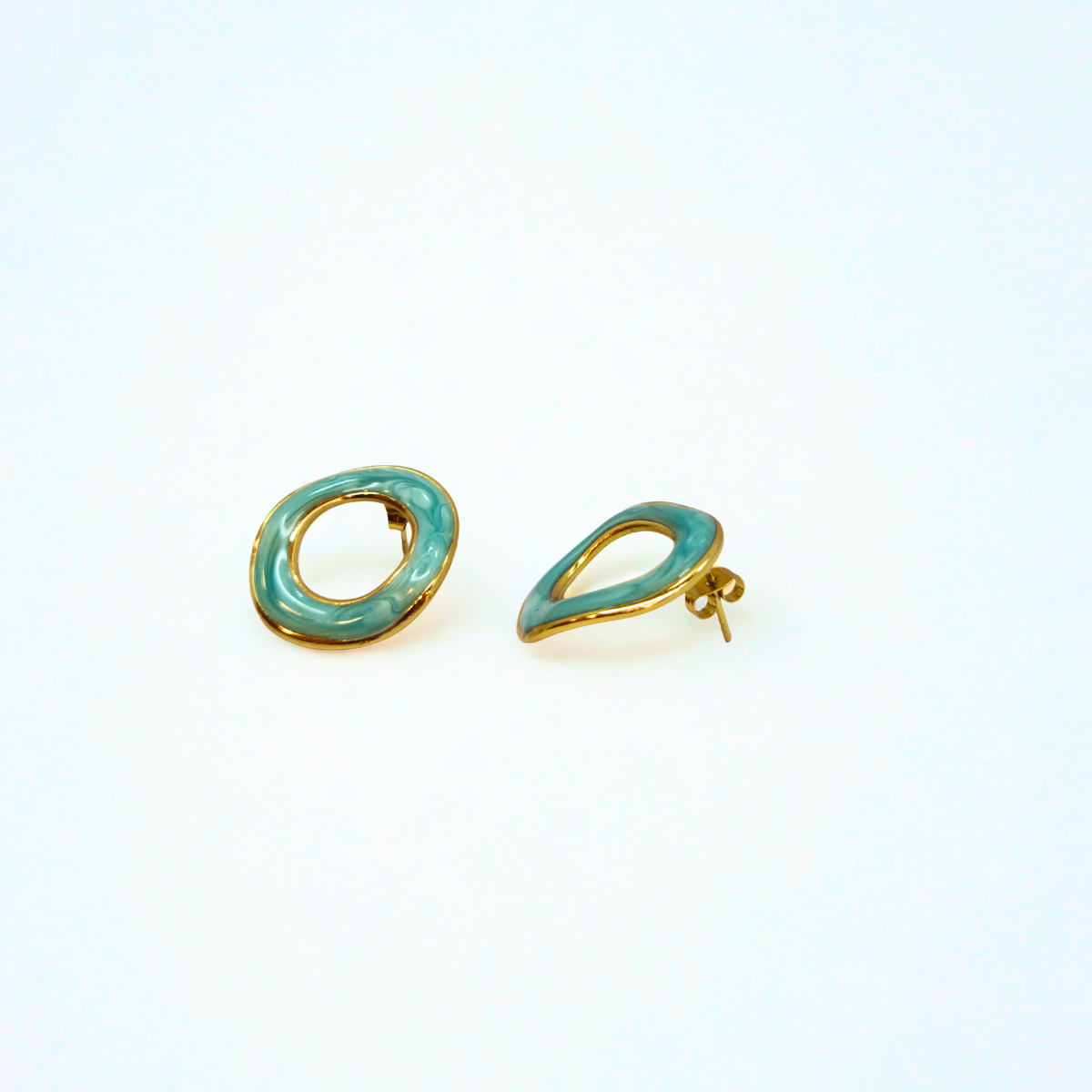 Pendientes de Aro Ovalado con Esmalte Turquesa - 100% Acero Bañado en Oro 18K