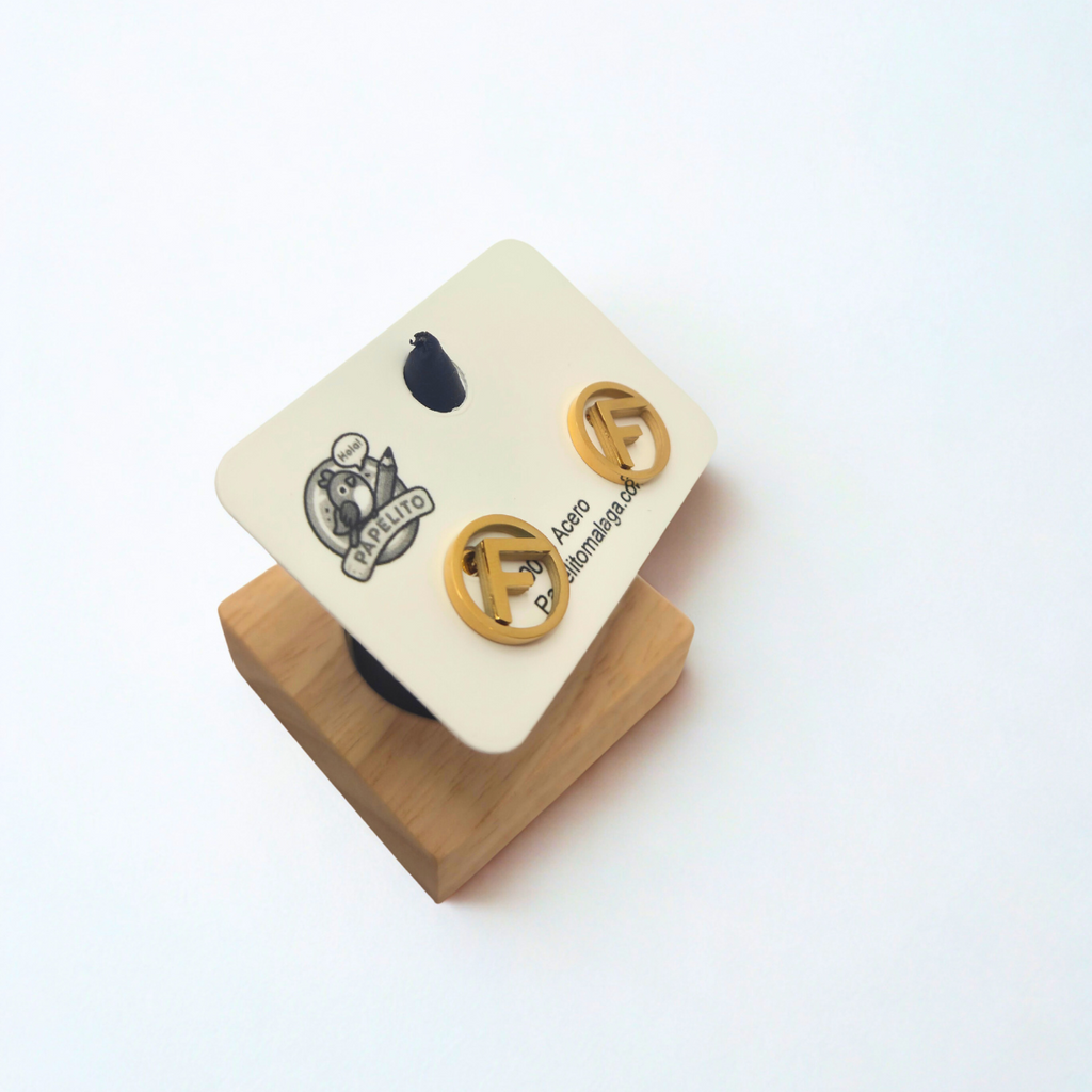Conjunto de Joyería Diseño Doble Letra Entrelazada 100% Acero Bañado en Oro 18K