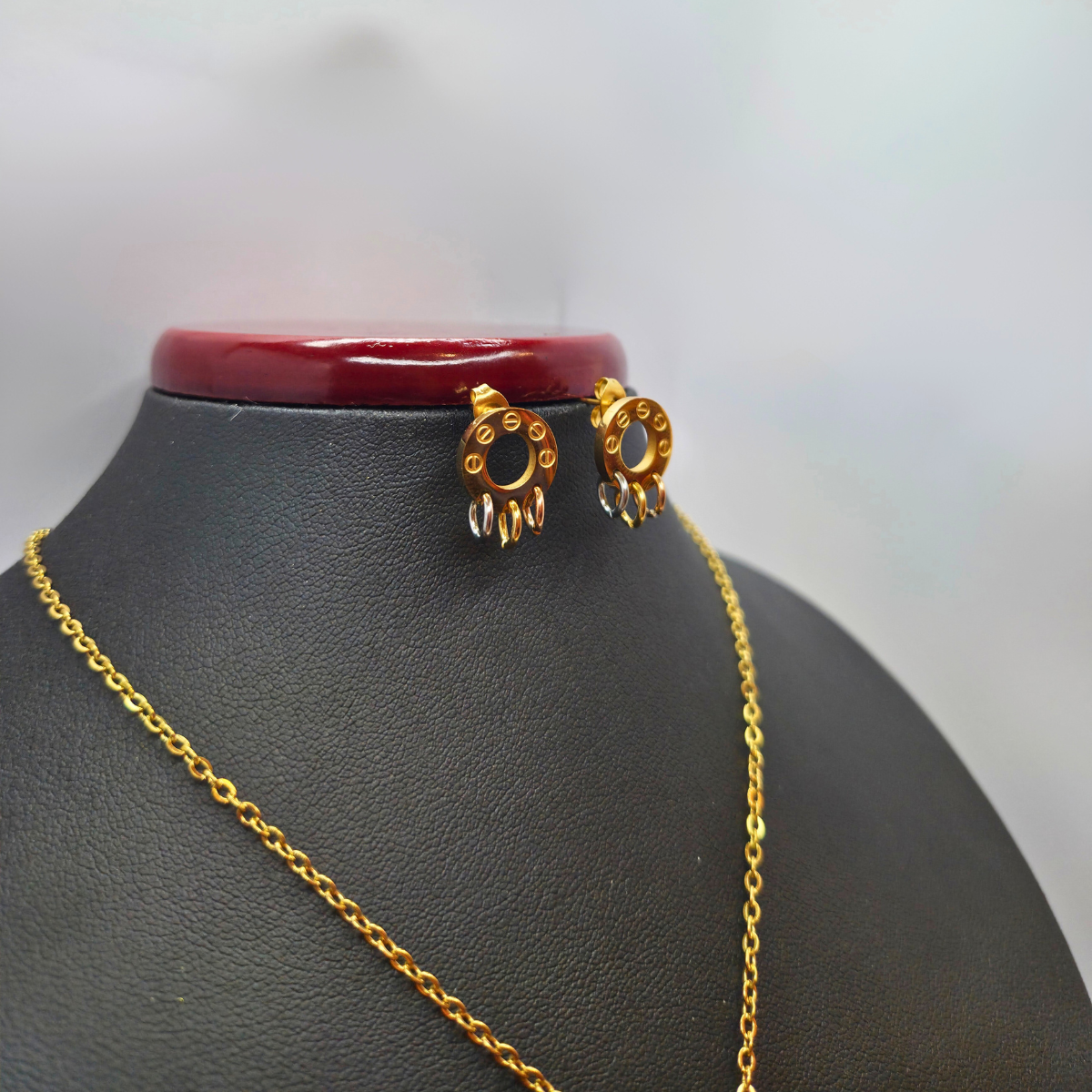 Conjunto de Tréboles de Cuatro Hojas de Colores (Collar, Pulsera y Pendientes) - 100% Acero Bañado en Oro 18K
