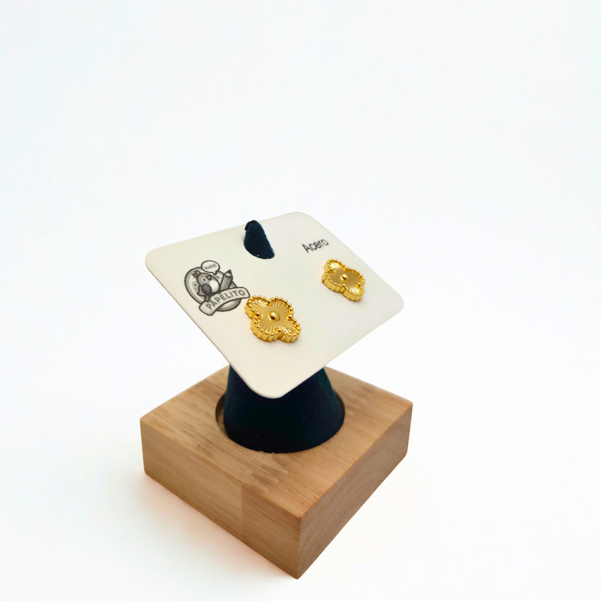 Conjunto de Joyería Trébol Texturizado 100% Acero Bañado en Oro 18K