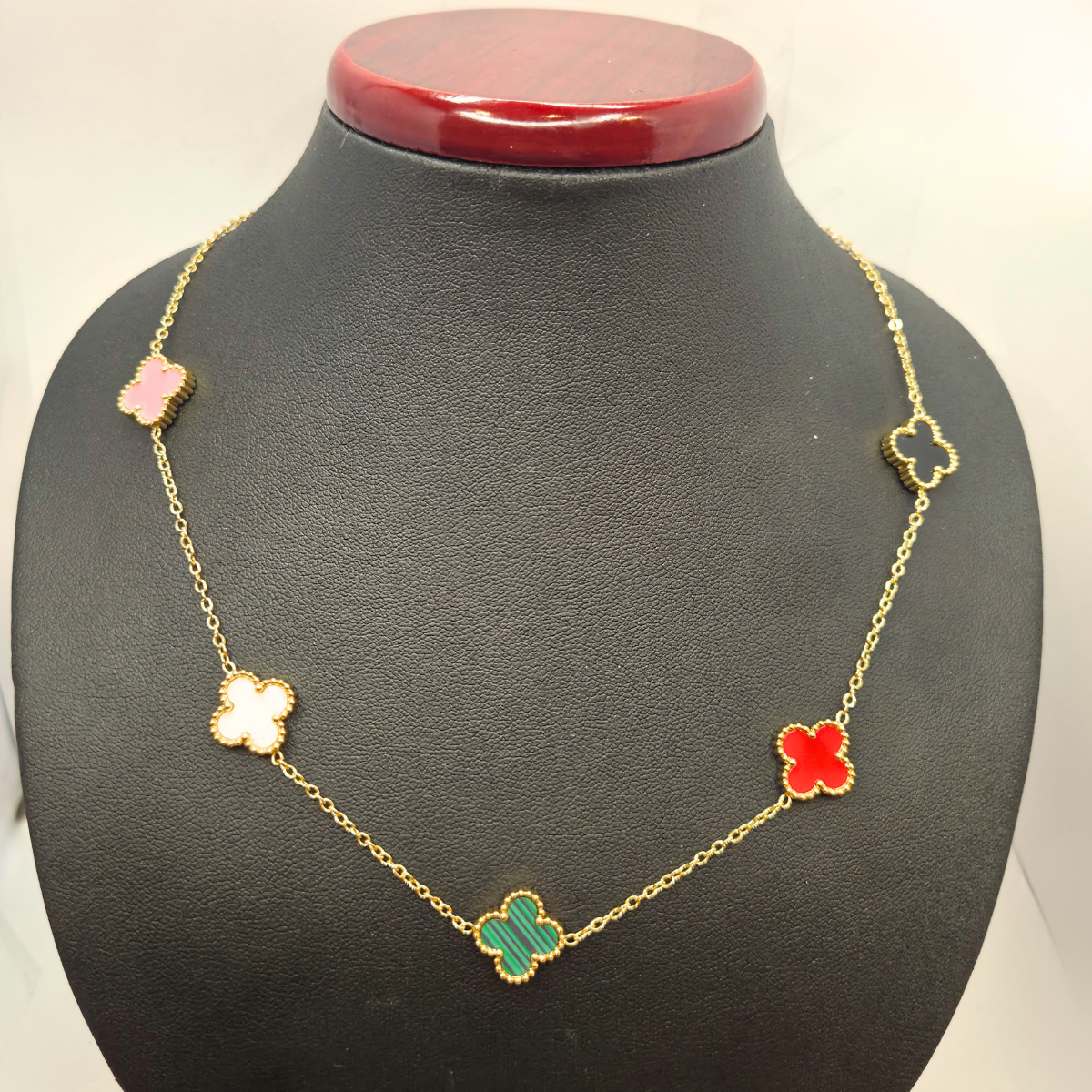 Collier long trèfle à quatre feuilles multicolore - 100 % acier plaqué or 18 carats