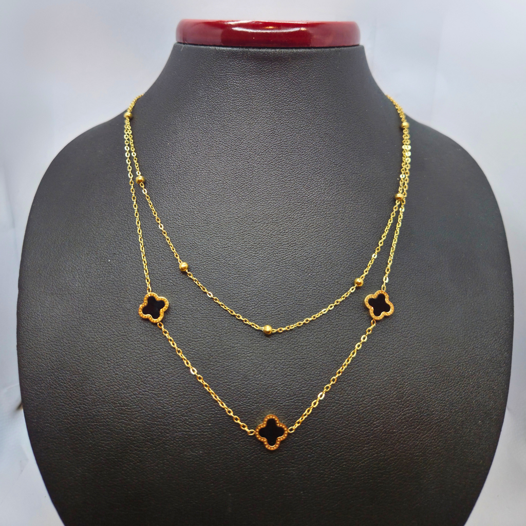 Collar Doble Cadena con Tréboles Negros y Bolitas - 100% Acero Bañado en Oro 18K