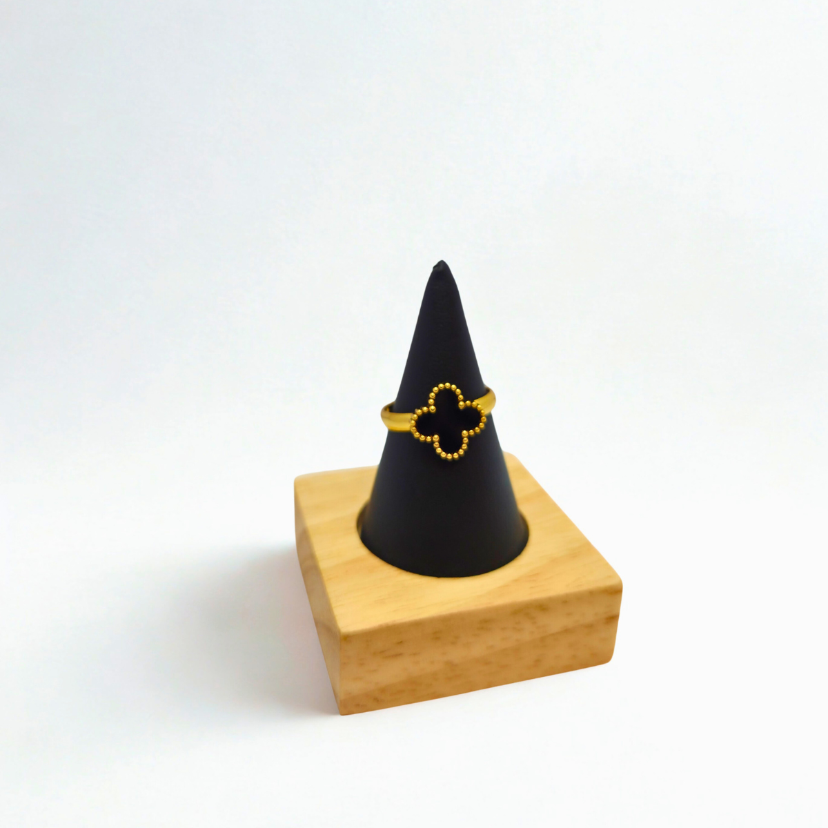 Bague réglable trèfle à quatre feuilles avec bordure perlée - 100 % acier plaqué or 18 carats