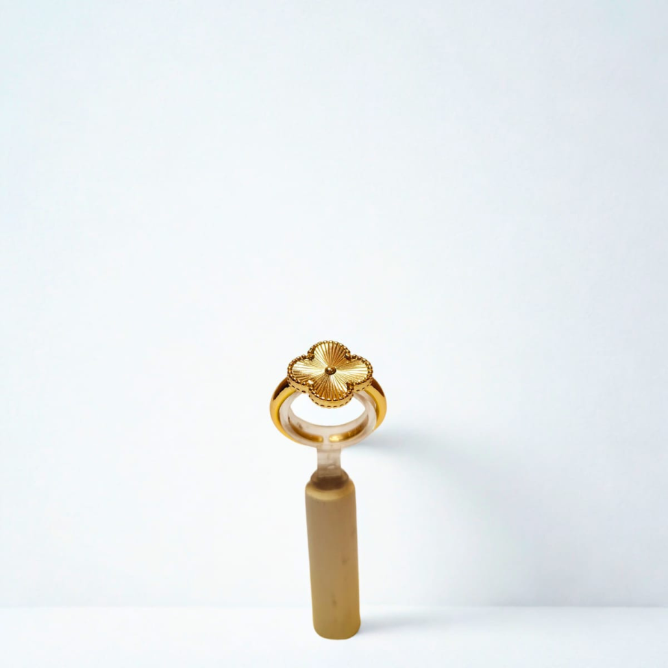 18K Gold Plated 100% Steel Ring with Clover Design